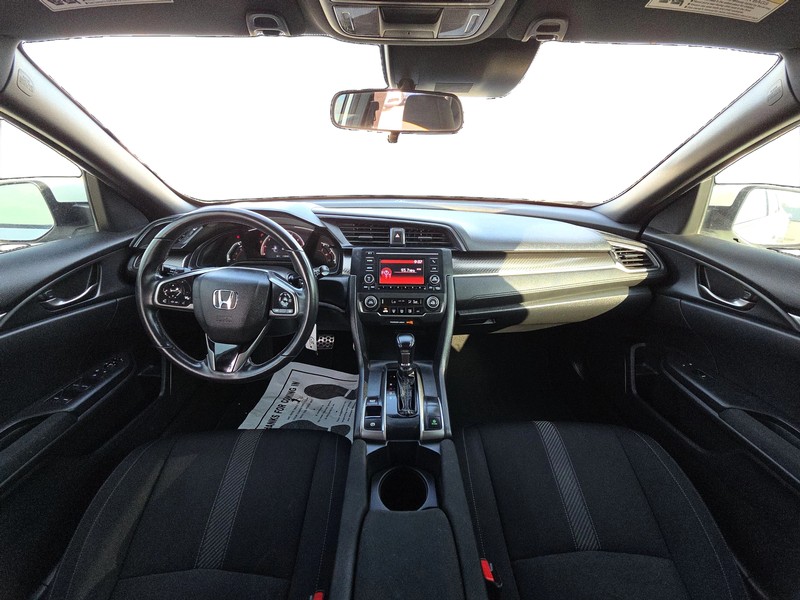 Honda Civic Hatchback Vehicle Full-screen Gallery Image 14