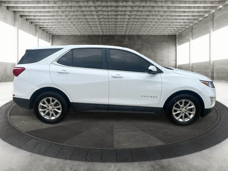 Chevrolet Equinox Vehicle Full-screen Gallery Image 4