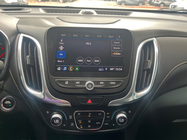 Chevrolet Equinox Vehicle Full-screen Gallery Image 17