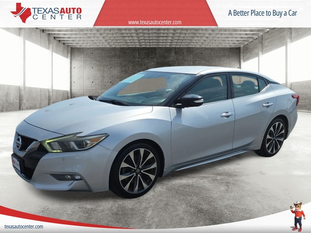 Nissan Maxima Vehicle Full-screen Gallery Image 02