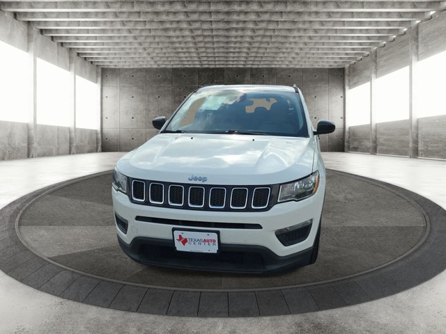 Jeep Compass Vehicle Full-screen Gallery Image 03