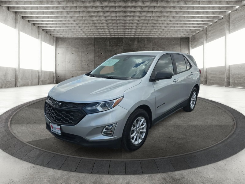Chevrolet Equinox Vehicle Full-screen Gallery Image 3