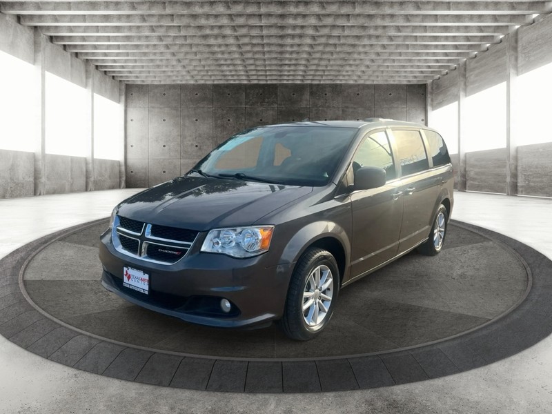 Dodge Grand Caravan Vehicle Full-screen Gallery Image 2