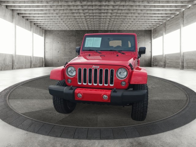 Jeep Wrangler Unlimited Vehicle Full-screen Gallery Image 03