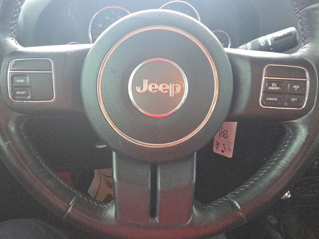 Jeep Wrangler Unlimited Vehicle Full-screen Gallery Image 13