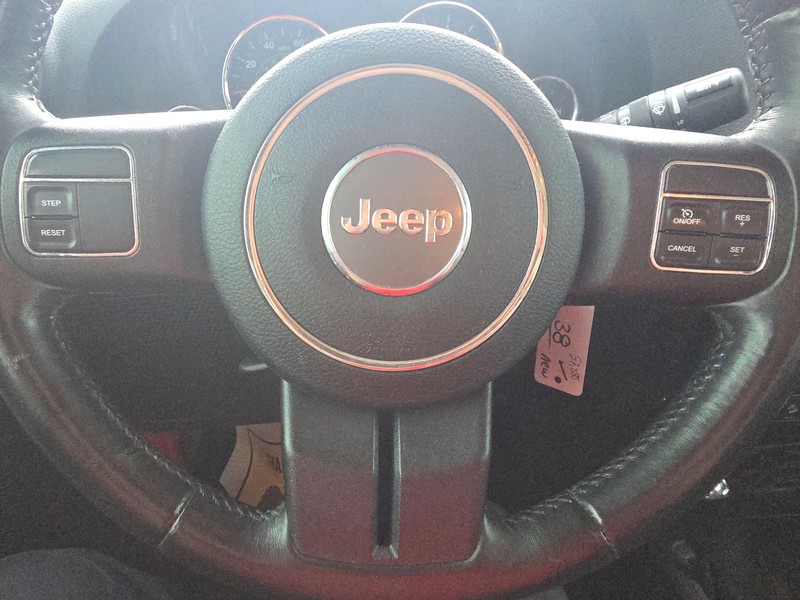 Jeep Wrangler Unlimited Vehicle Full-screen Gallery Image 13