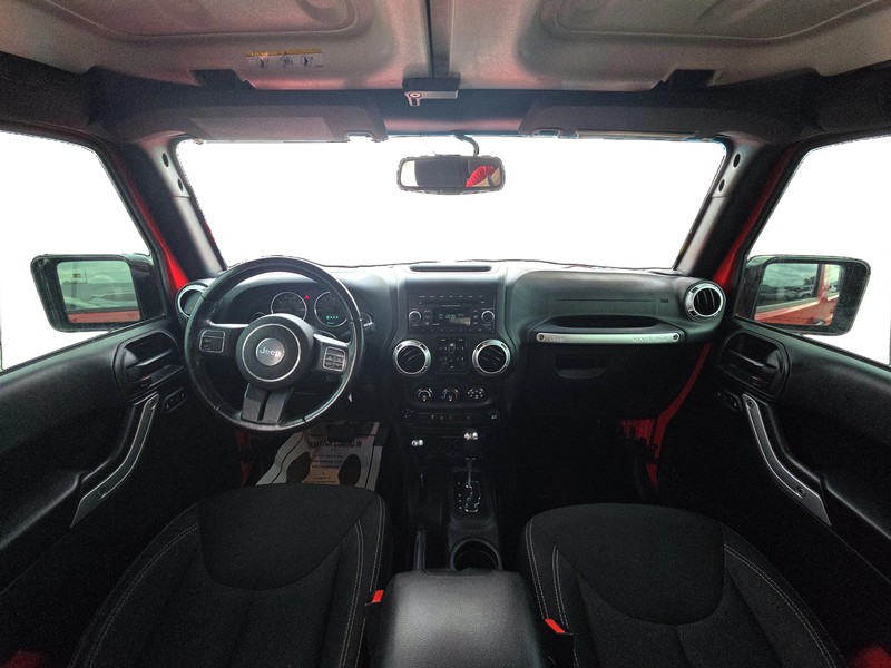 Jeep Wrangler Unlimited Vehicle Full-screen Gallery Image 14