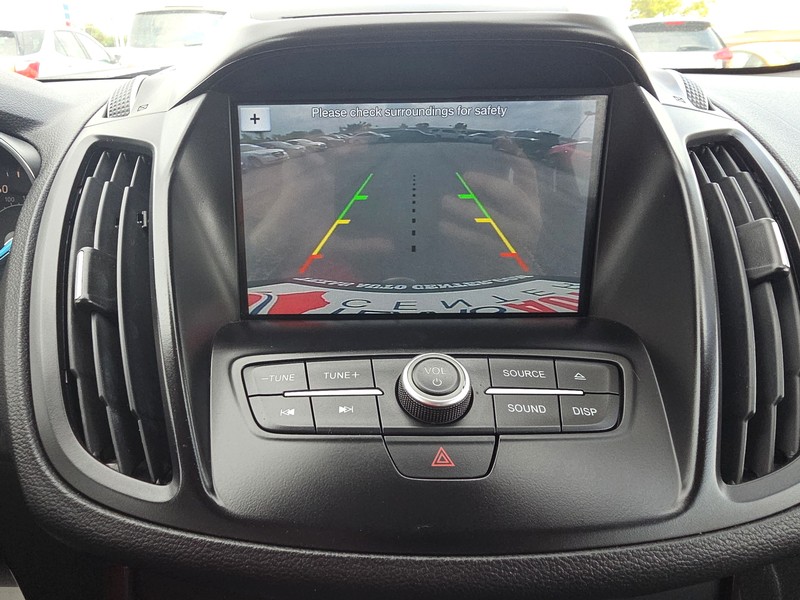 Ford Escape Vehicle Full-screen Gallery Image 17