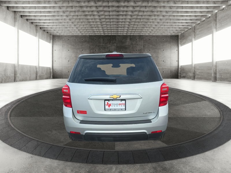 Chevrolet Equinox Vehicle Full-screen Gallery Image 6