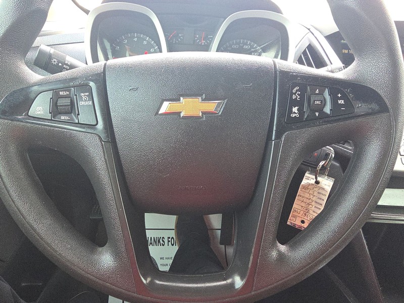 Chevrolet Equinox Vehicle Full-screen Gallery Image 14