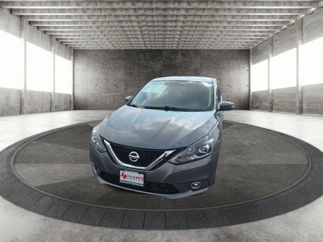 Nissan Sentra Vehicle Full-screen Gallery Image 03