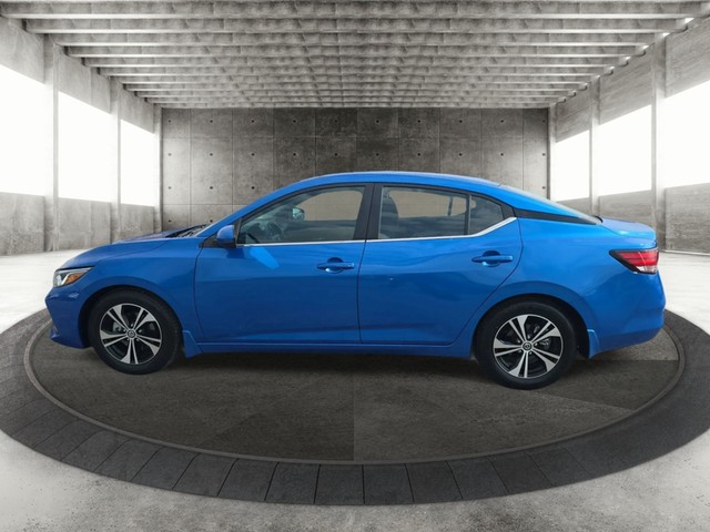Nissan Sentra Vehicle Full-screen Gallery Image 05