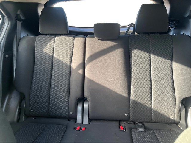 Mitsubishi Eclipse Cross Vehicle Full-screen Gallery Image 13