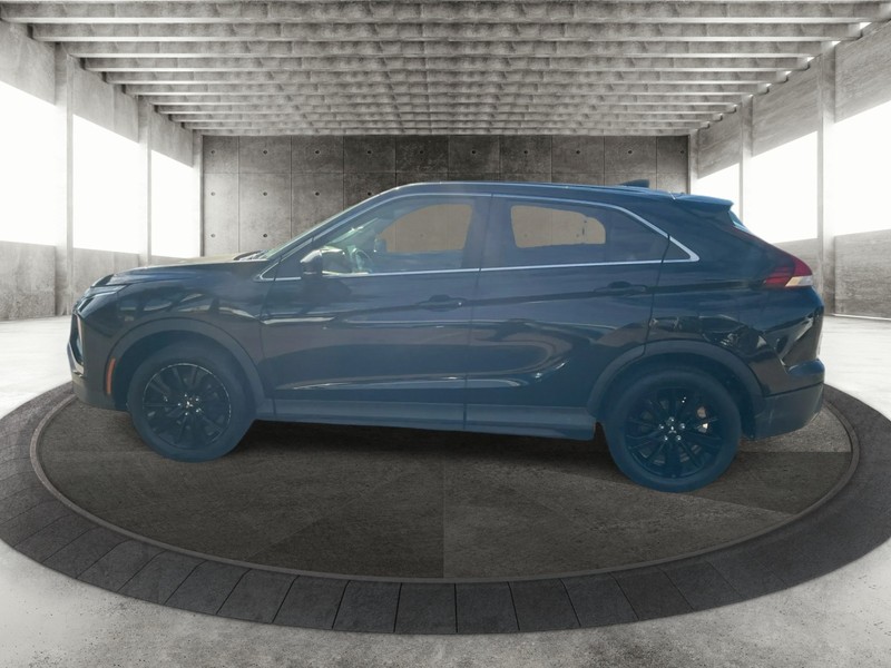 Mitsubishi Eclipse Cross Vehicle Full-screen Gallery Image 5