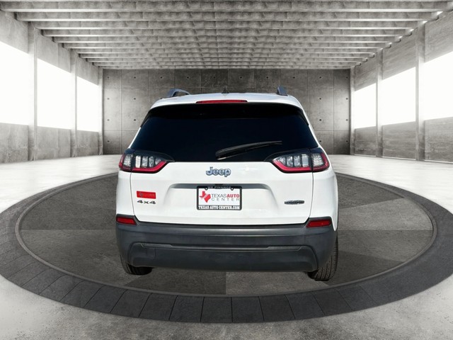 Jeep Cherokee Vehicle Full-screen Gallery Image 06