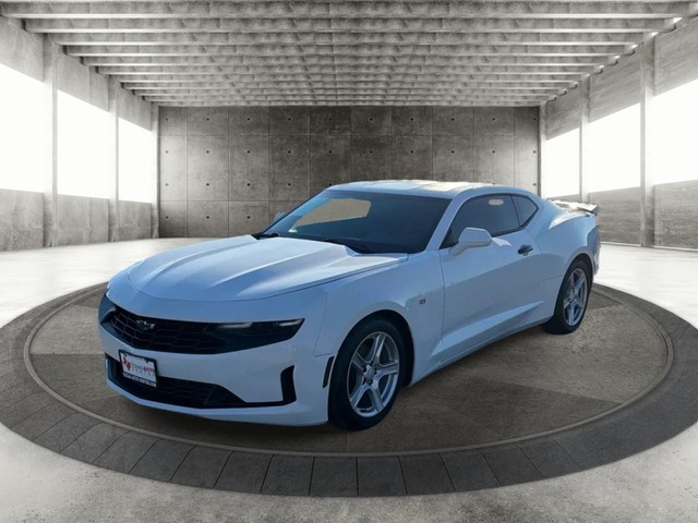Chevrolet Camaro Vehicle Full-screen Gallery Image 02