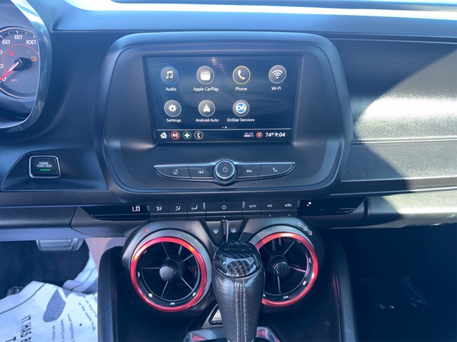Chevrolet Camaro Vehicle Full-screen Gallery Image 12