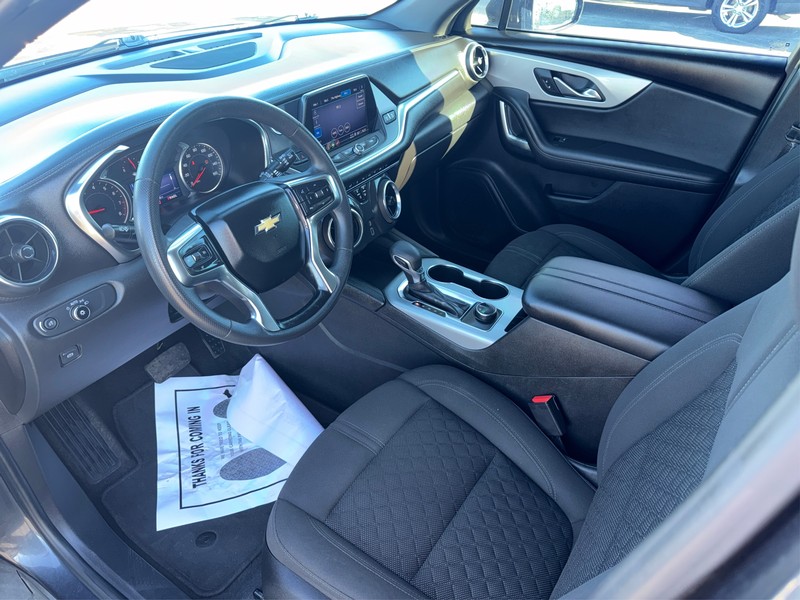 Chevrolet Blazer Vehicle Full-screen Gallery Image 9