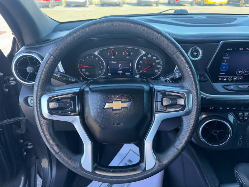 Chevrolet Blazer Vehicle Full-screen Gallery Image 14