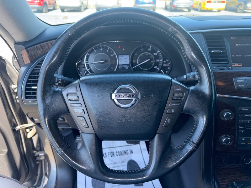 Nissan Armada Vehicle Full-screen Gallery Image 14