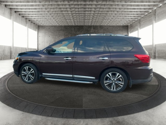 Nissan Pathfinder Vehicle Full-screen Gallery Image 05