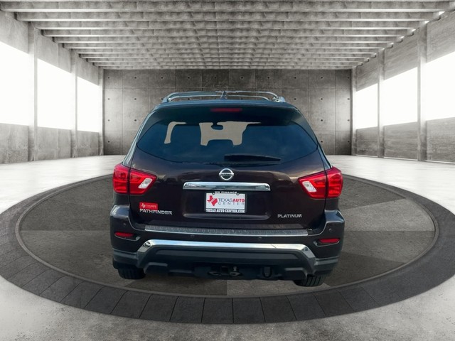 Nissan Pathfinder Vehicle Full-screen Gallery Image 06