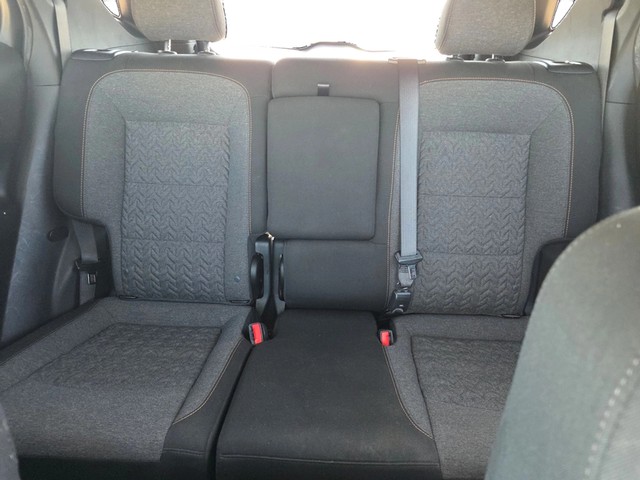 Chevrolet Equinox Vehicle Full-screen Gallery Image 13