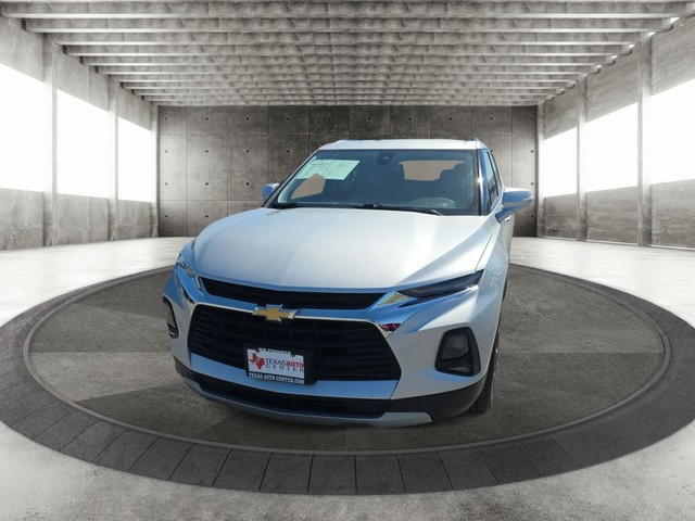 Chevrolet Blazer Vehicle Full-screen Gallery Image 03