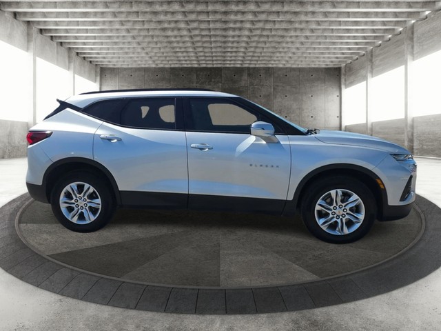 Chevrolet Blazer Vehicle Full-screen Gallery Image 04