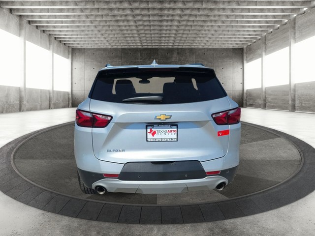 Chevrolet Blazer Vehicle Full-screen Gallery Image 06