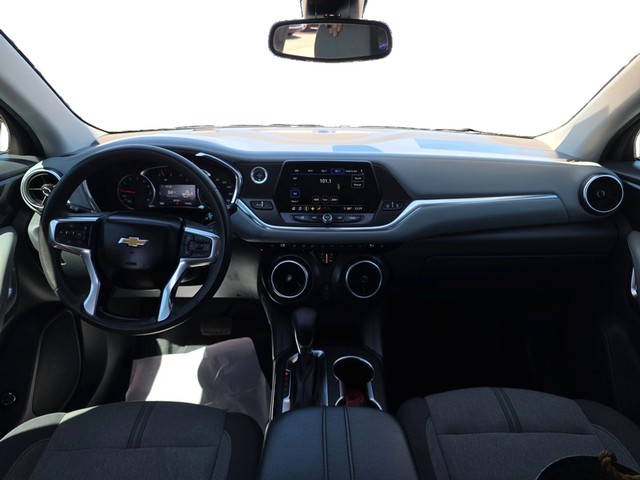 Chevrolet Blazer Vehicle Full-screen Gallery Image 16