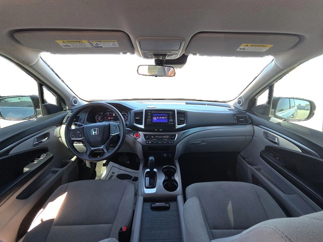 Honda Pilot Vehicle Full-screen Gallery Image 15