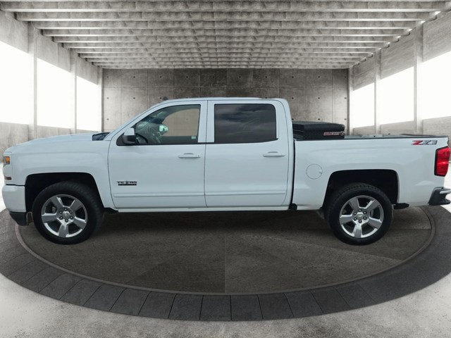 Chevrolet Silverado 1500 Vehicle Full-screen Gallery Image 05