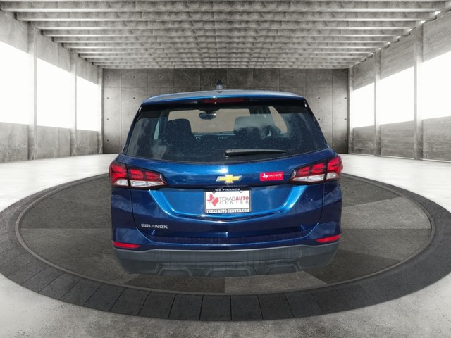 Chevrolet Equinox Vehicle Full-screen Gallery Image 06