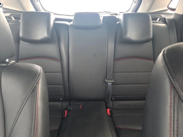 Mazda CX-3 Vehicle Full-screen Gallery Image 13