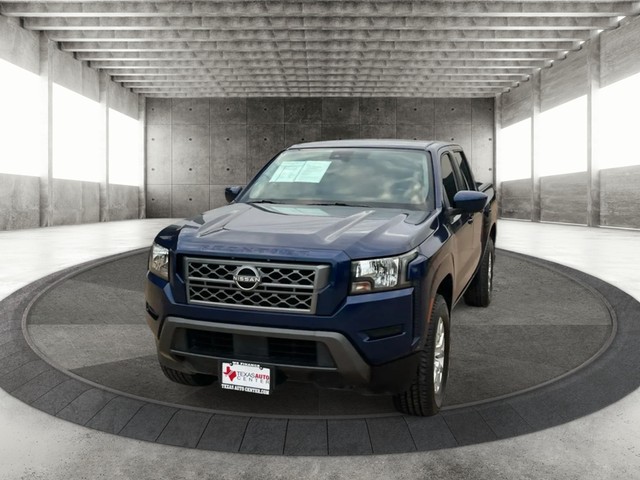Nissan Frontier Vehicle Full-screen Gallery Image 03