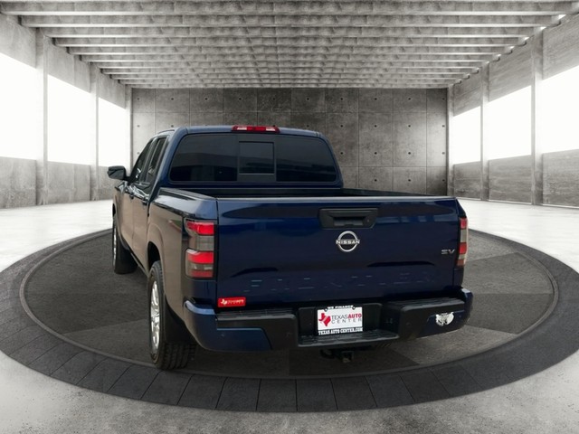 Nissan Frontier Vehicle Full-screen Gallery Image 08