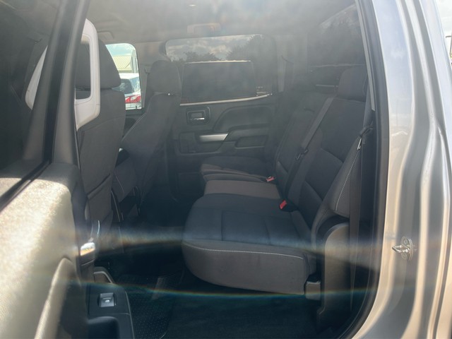 Chevrolet Silverado 1500 Vehicle Full-screen Gallery Image 10
