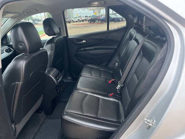 Chevrolet Equinox Vehicle Full-screen Gallery Image 10