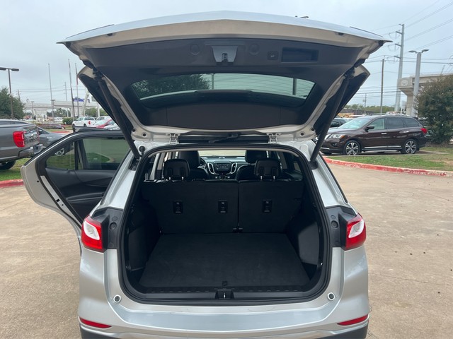 Chevrolet Equinox Vehicle Full-screen Gallery Image 11