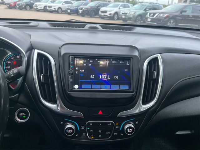 Chevrolet Equinox Vehicle Full-screen Gallery Image 12