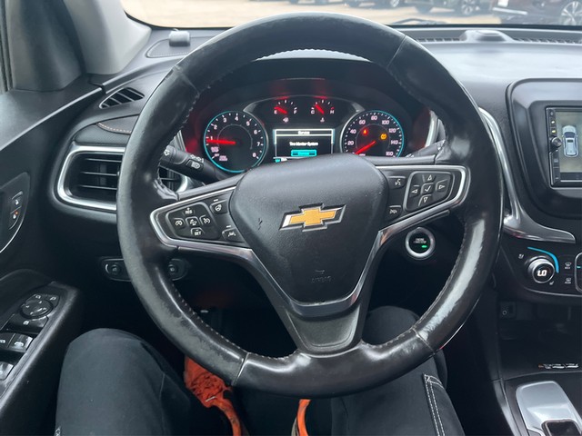 Chevrolet Equinox Vehicle Full-screen Gallery Image 14