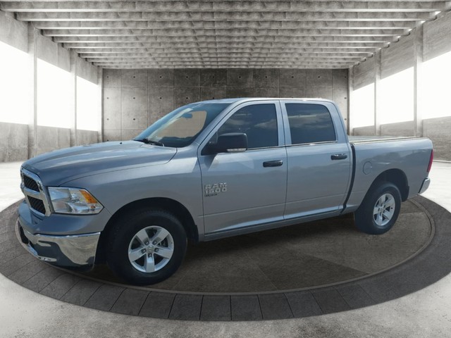 Ram 1500 Classic Vehicle Full-screen Gallery Image 02