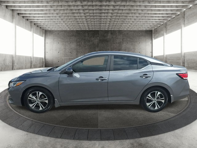 Nissan Sentra Vehicle Full-screen Gallery Image 05