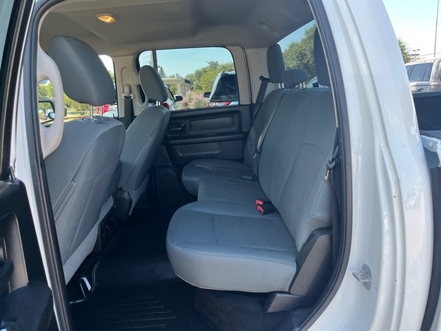 Ram 1500 Vehicle Full-screen Gallery Image 10