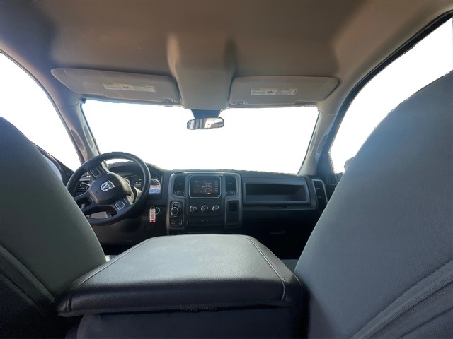 Ram 1500 Vehicle Full-screen Gallery Image 16