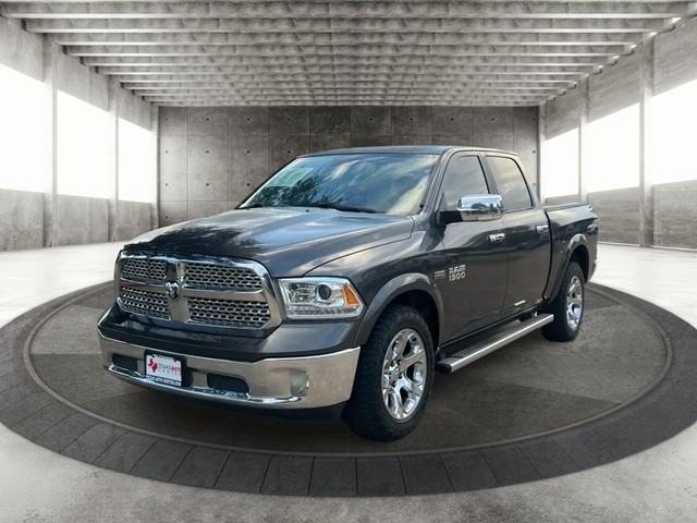 Ram 1500 Vehicle Full-screen Gallery Image 02