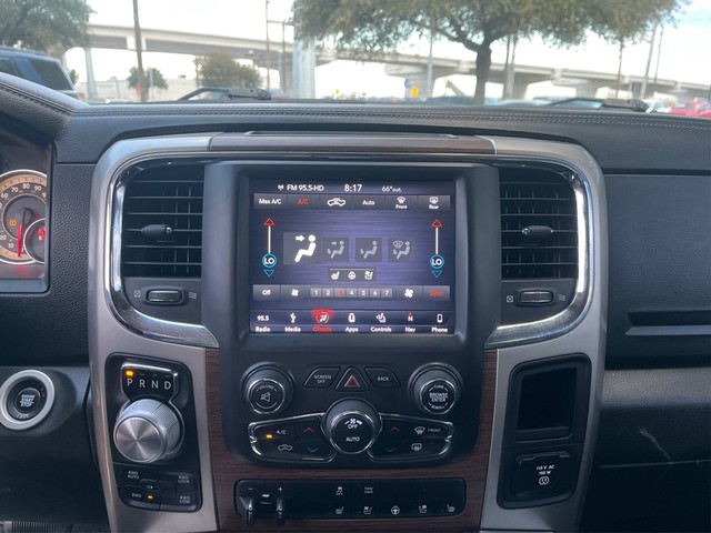 Ram 1500 Vehicle Full-screen Gallery Image 11