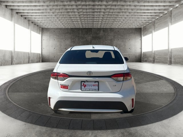 Toyota Corolla Vehicle Full-screen Gallery Image 06
