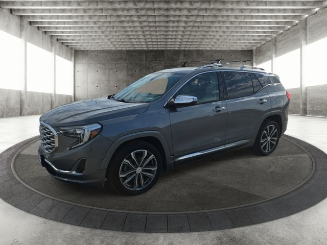 GMC Terrain Vehicle Full-screen Gallery Image 02